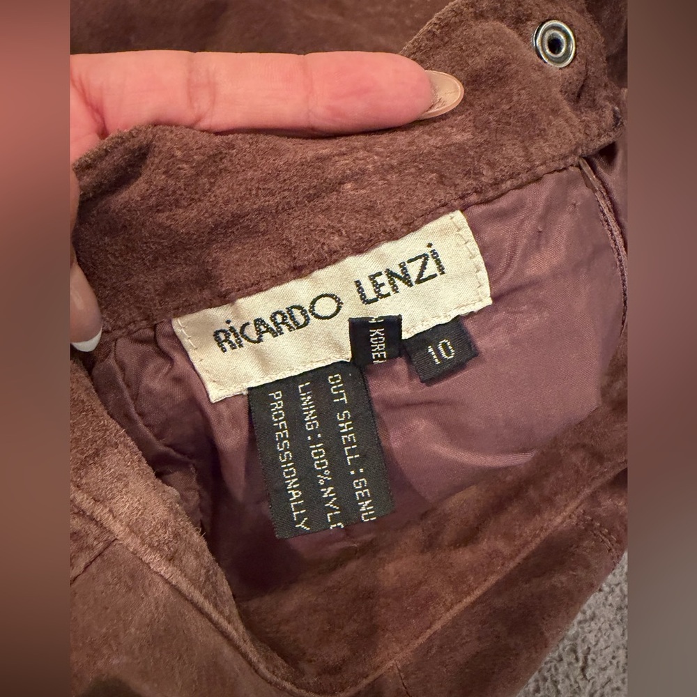 Elegant Brown Pencil Skirt - Picture 3 of 4